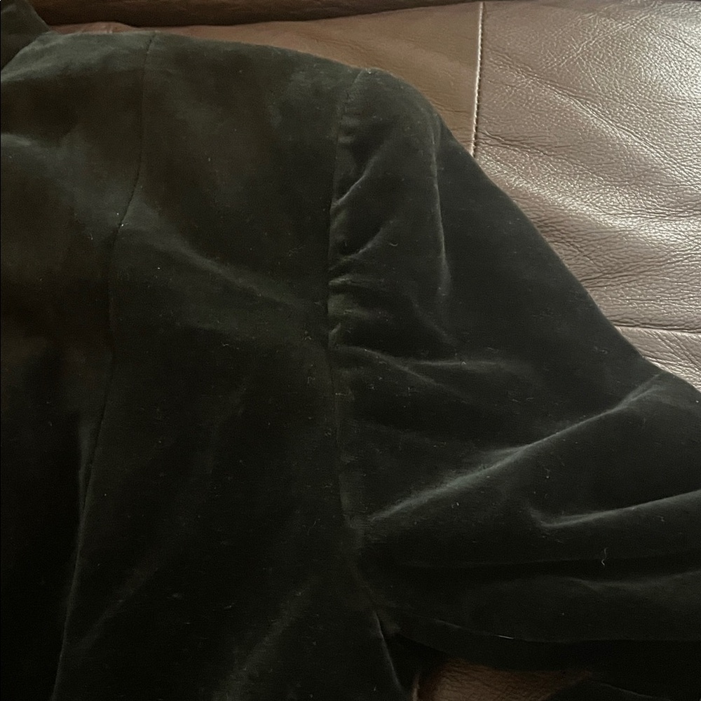 Doncaster Elegant Black Velvet Jacket w/ Gold Buttons - Picture 9 of 9